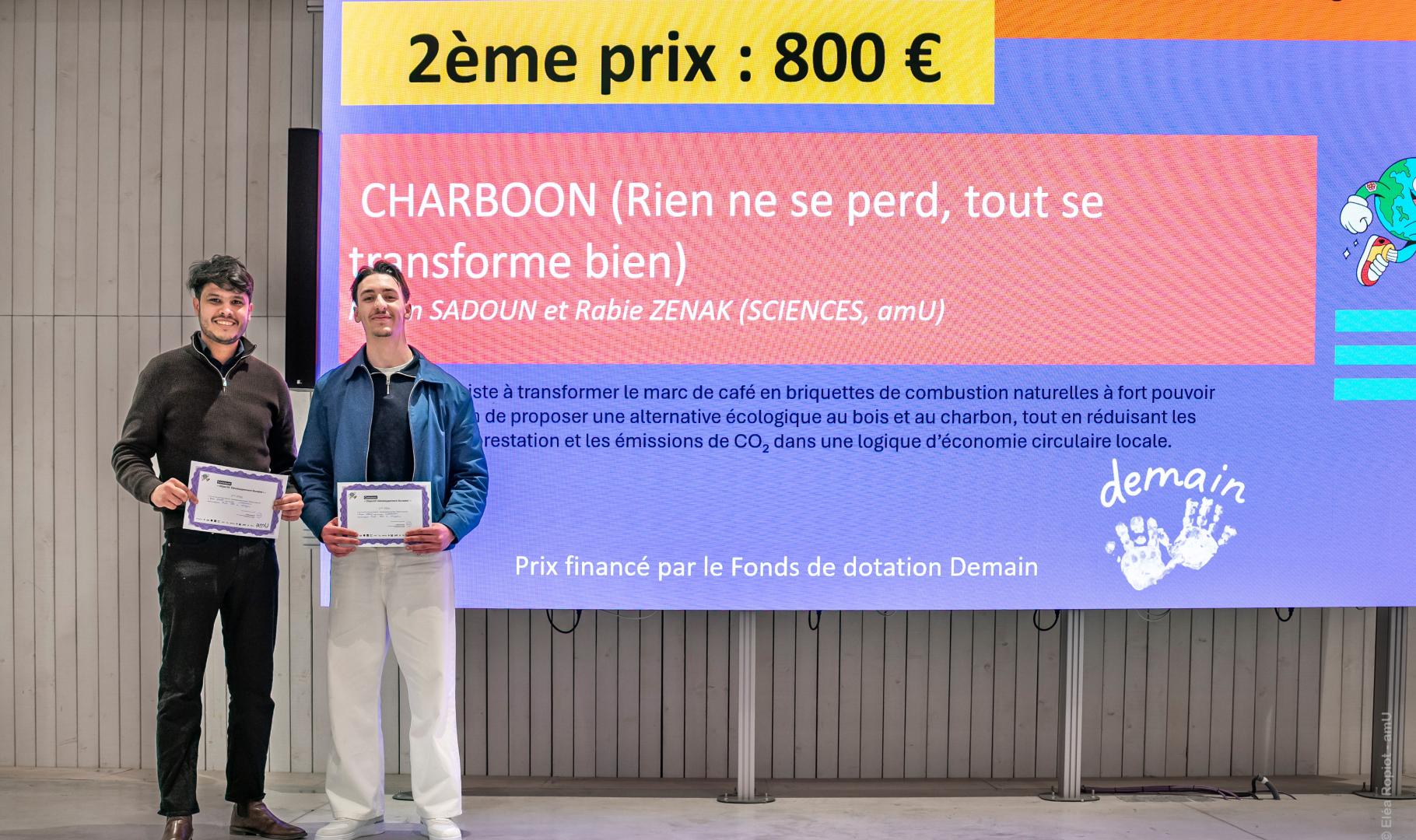 Photo des lauréats 2ème prix projets ODD en émergence